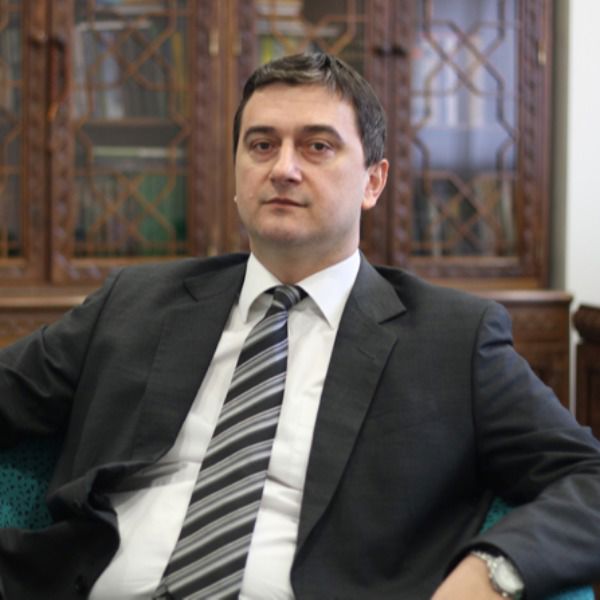 Dr. Ahmed  Hatunić