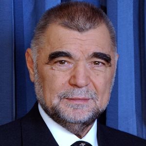 H.E. Stjepan Mesić